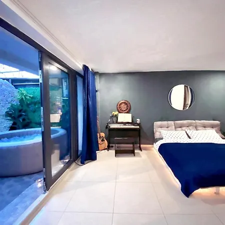 Jacuzzi Bohemian Studious * Constanta